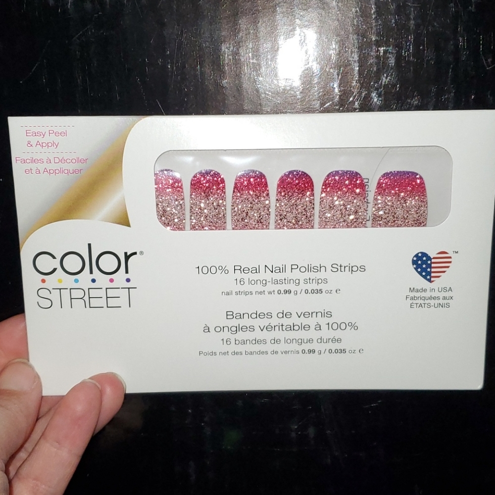 Color Street "Nuclear Fuschian"